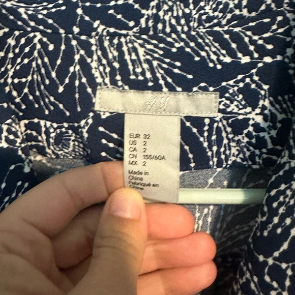 H&M Jumpsuit Size 2 - Picture 5 of 6